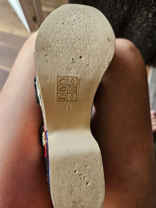 Дамски сандали GAUDI