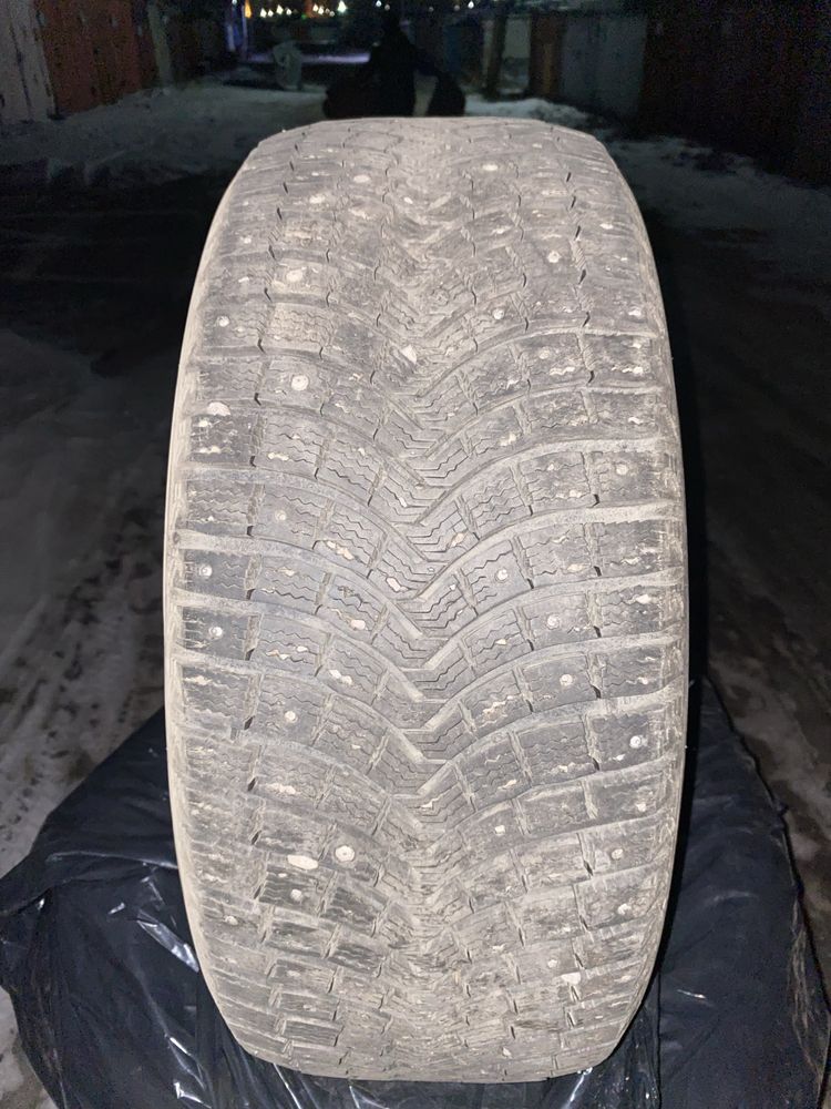 Зимняя резина 285/60 R18