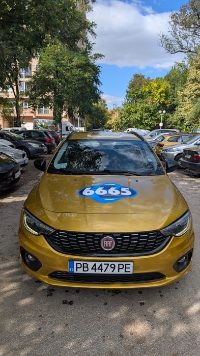 Дава се под наем Taxi
