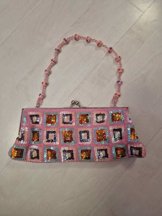 Малки парти чанти