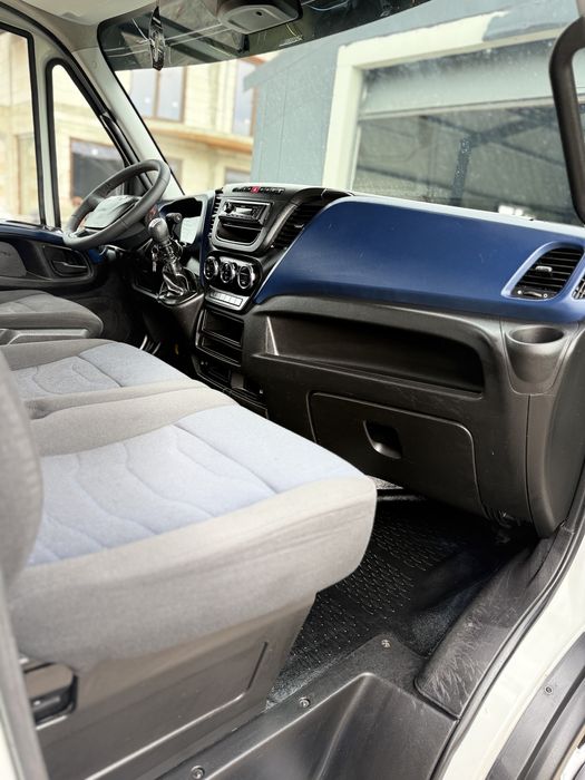 Vand Iveco Daily 35c15 Basculabil pe cutie-2016-Spania/Rar efectuat