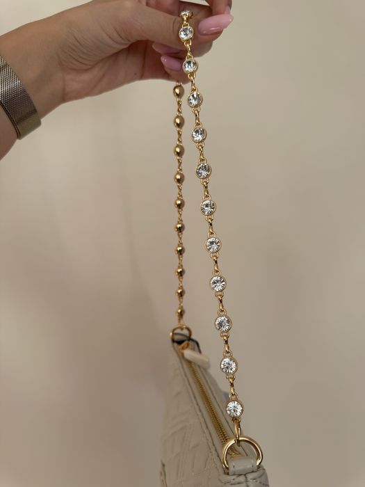 Чисто нова малка чанта LOVE MOSCHINO