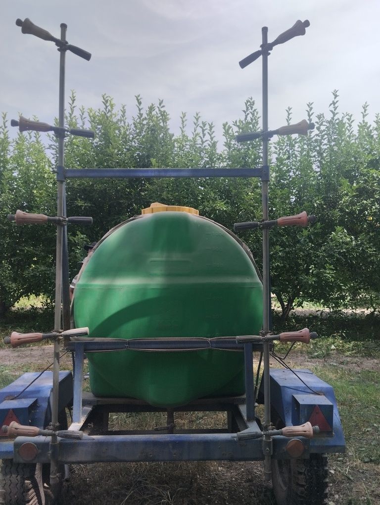 Продам опрыскиватель