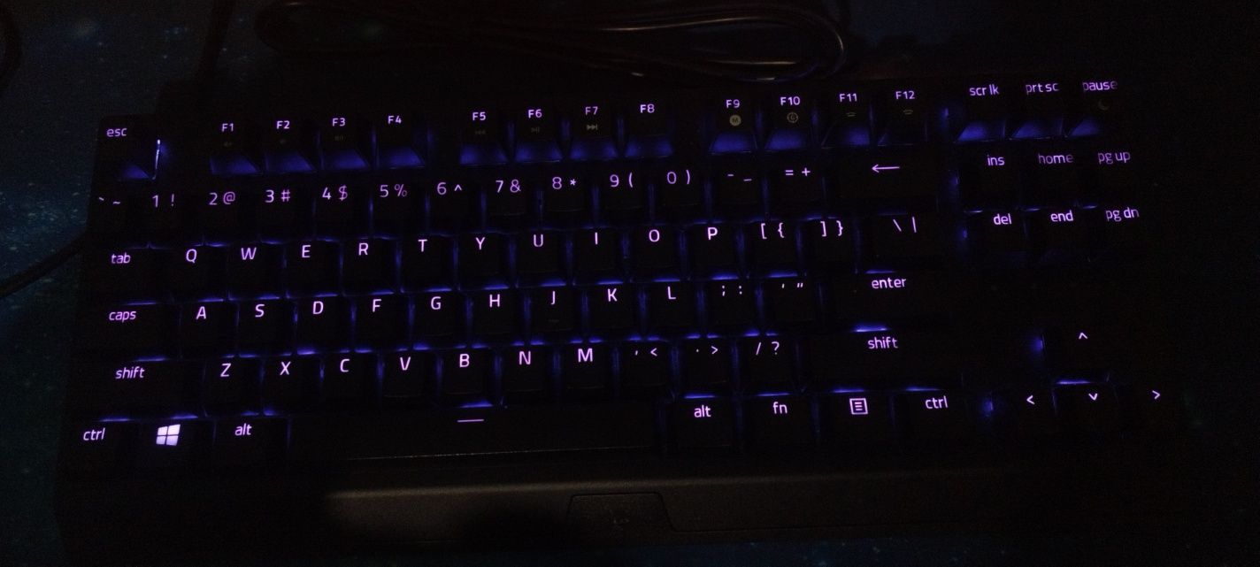 Razer BlackWidow V3 Tenkeyless – Рядко използвана, като нова!