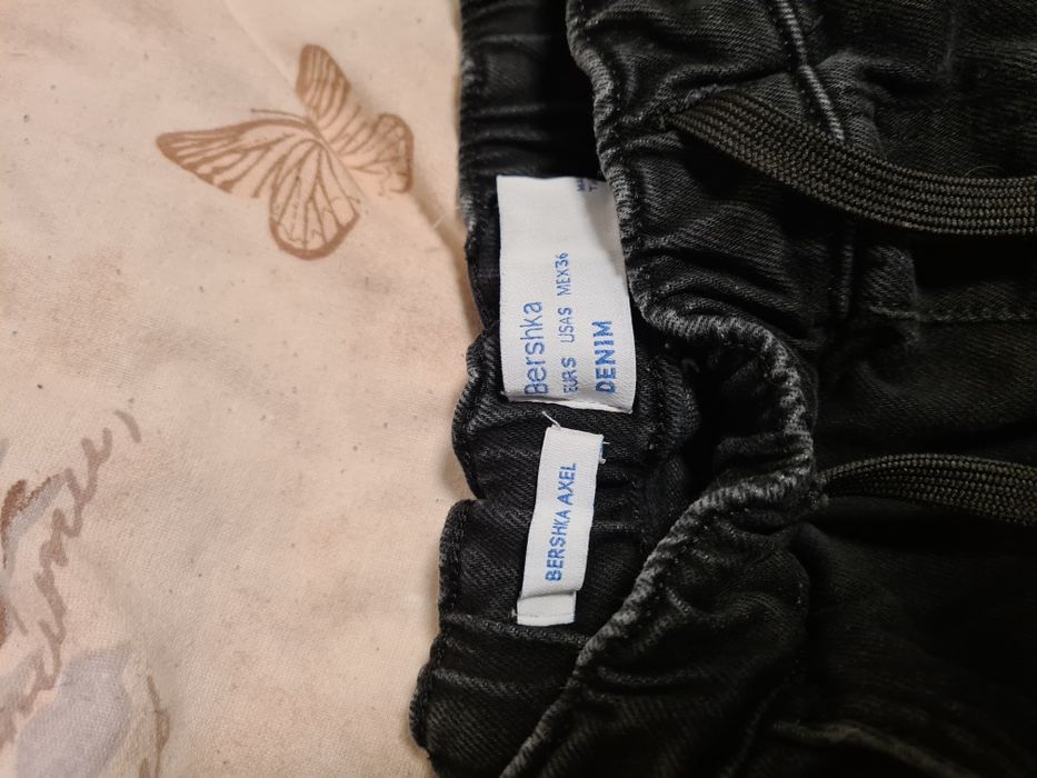 Blugi Bershka Originali S