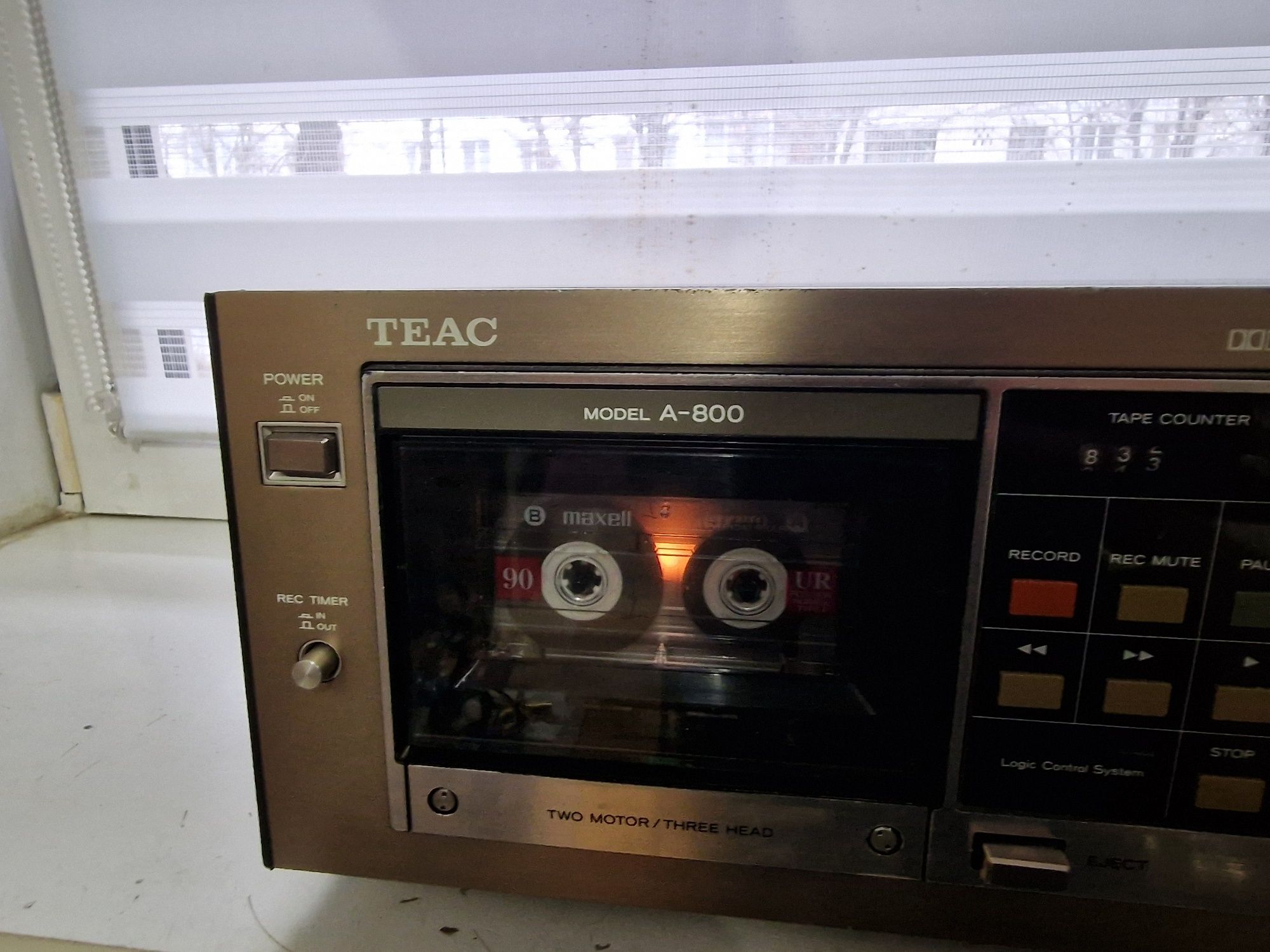 Casetofon teac v 800