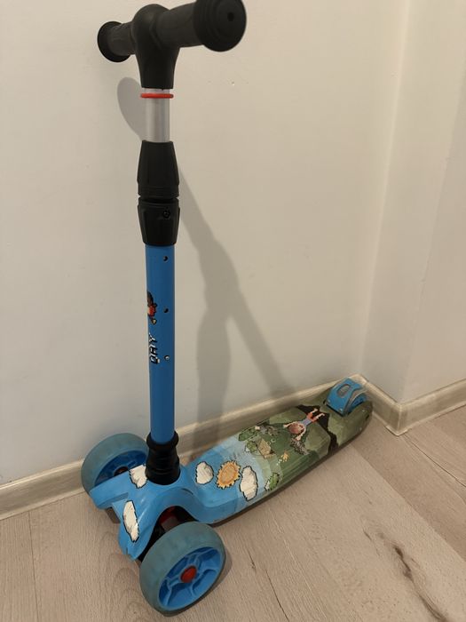 Trotineta cu 3 roti Sportisimo