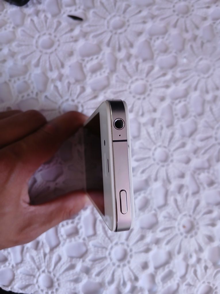IPhone 4 an stare buna