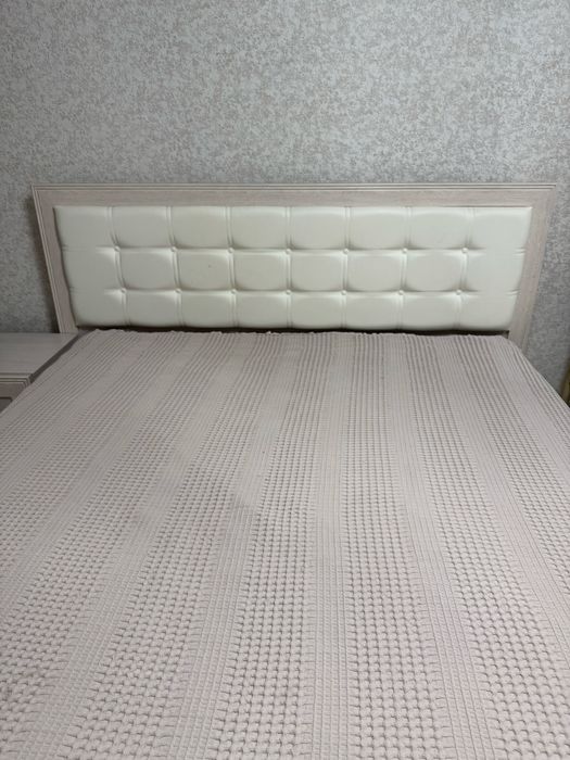 Кровать двух спальная