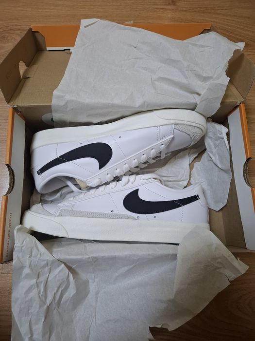 Nike Blazer albi