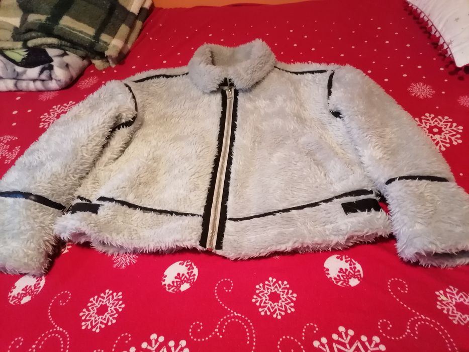 Haină damă (mărimea L)