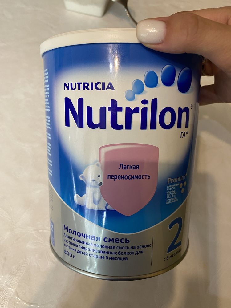 Молочная смесь Nutrilon