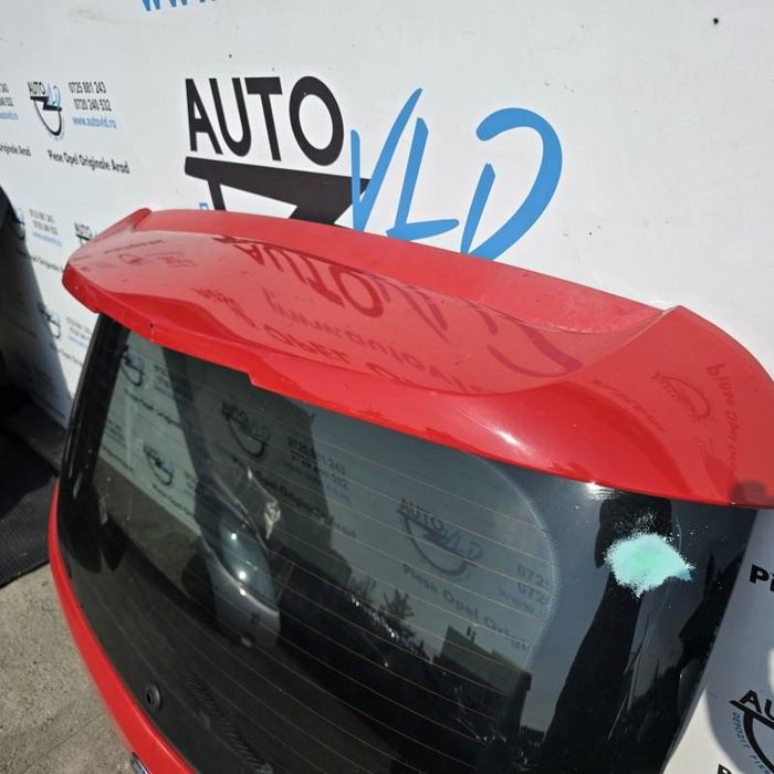 Haion cu luneta si eleron OPC Z547 rosu Opel Corsa D