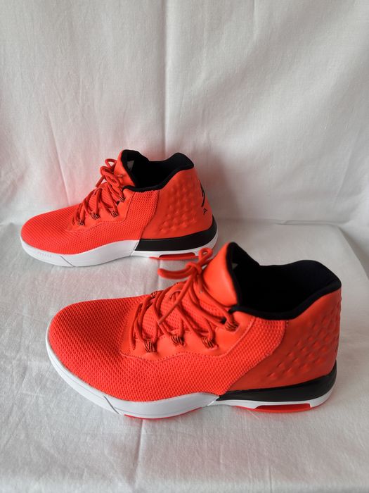 Nike Air Jordan Academy,marime 38