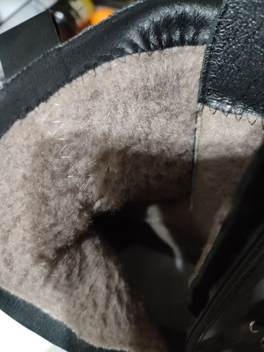 Ботинки зимние ,