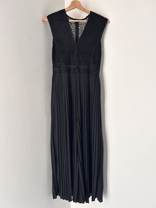 Salopetă plisată elegantă