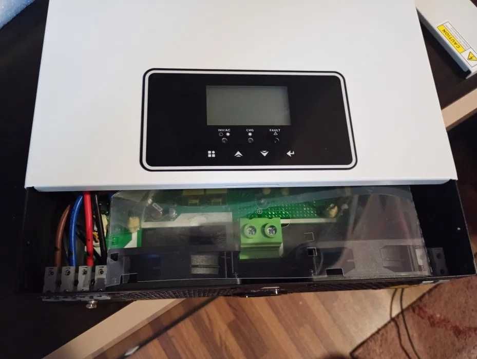 Invertor 3.2kw cu 24v