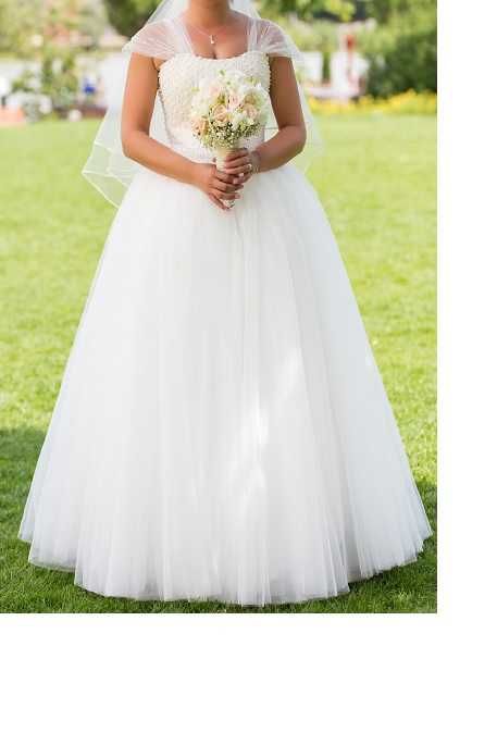 Vand rochie de mireasa, marimea M,L