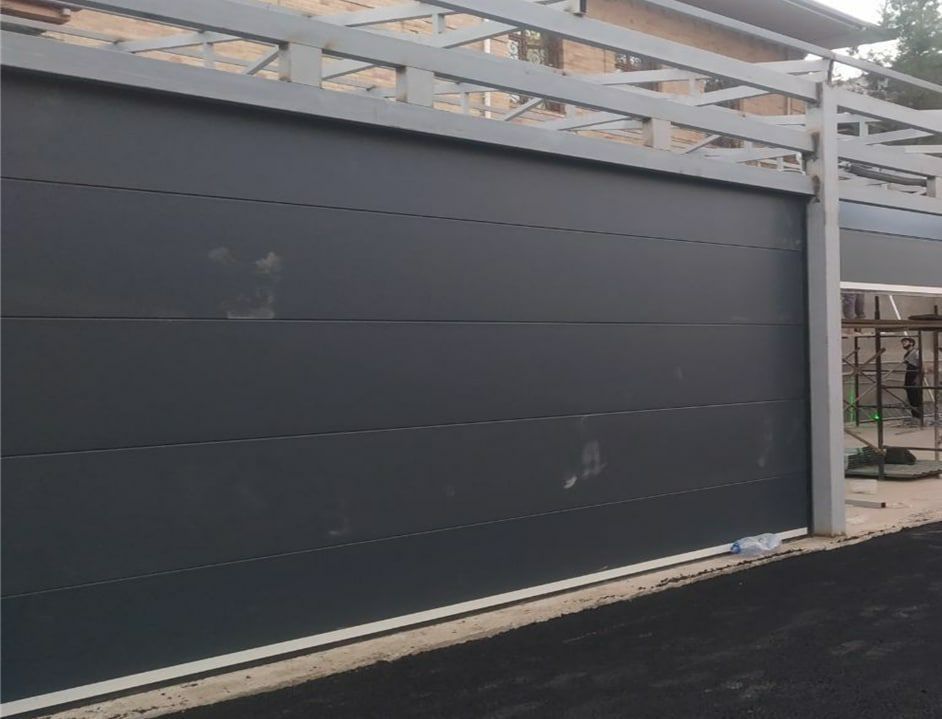 Автоматика "DOORHAN"на Секционные Ворота из Италии .