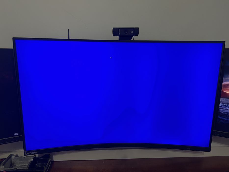 Monitoro Lenovo 32inch 144hz