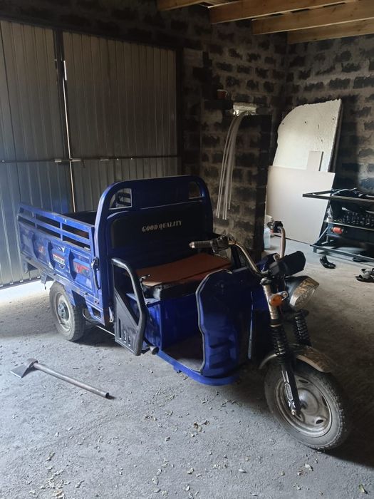 Продам электро муравей 240.000 торг