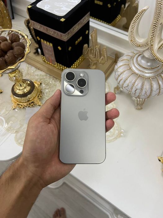 iPhone 15 Pro 256gb 90%