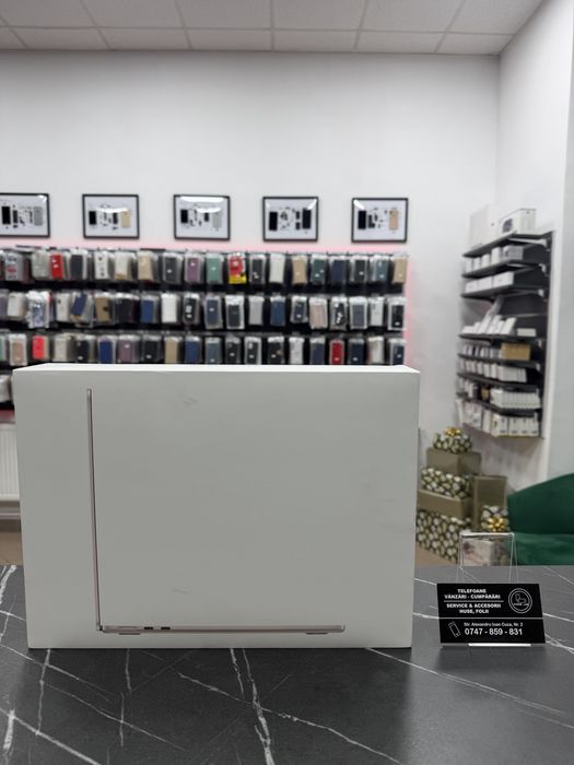 MacBook Air 13’’ - 16Gb/256Gb - M4 Chip - NOU - 2 Ani Garantie !