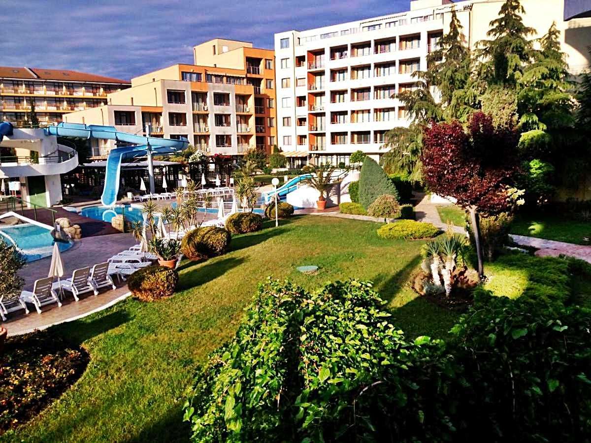 Продава се Двустаен апартамент в к.к. Слънчев бряг - 70 кв.м за 999 €/кв.м - Снимка #14