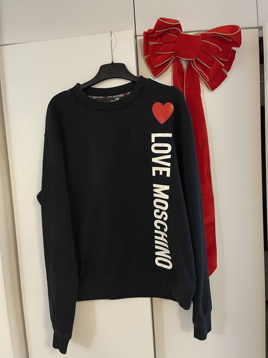 Pulover Love Moschino