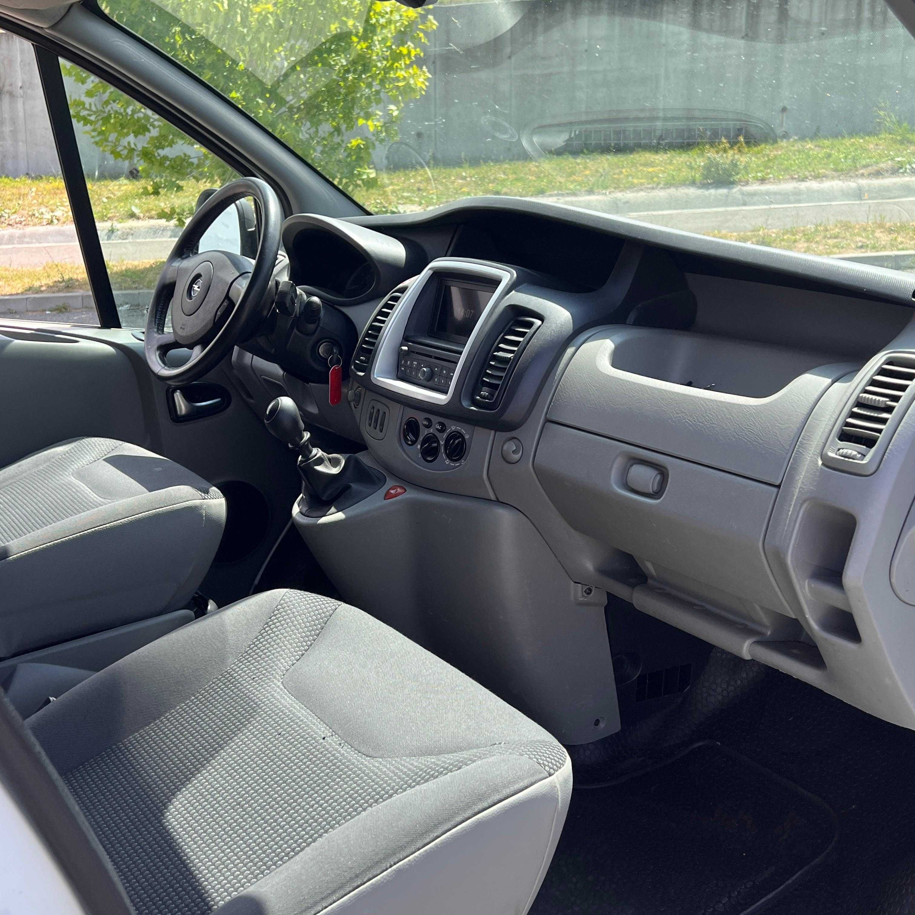 Opel Vivaro Model Lung