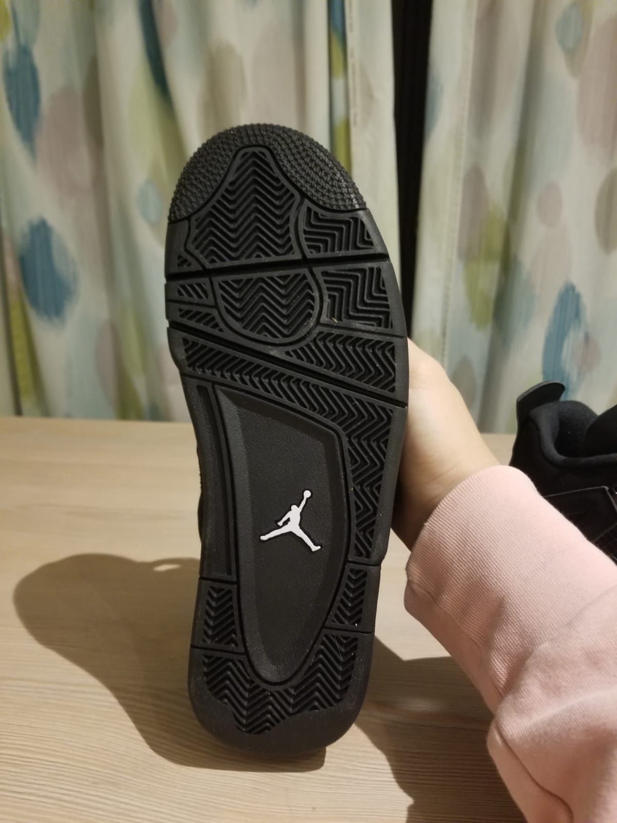 Jordan 4 black cat