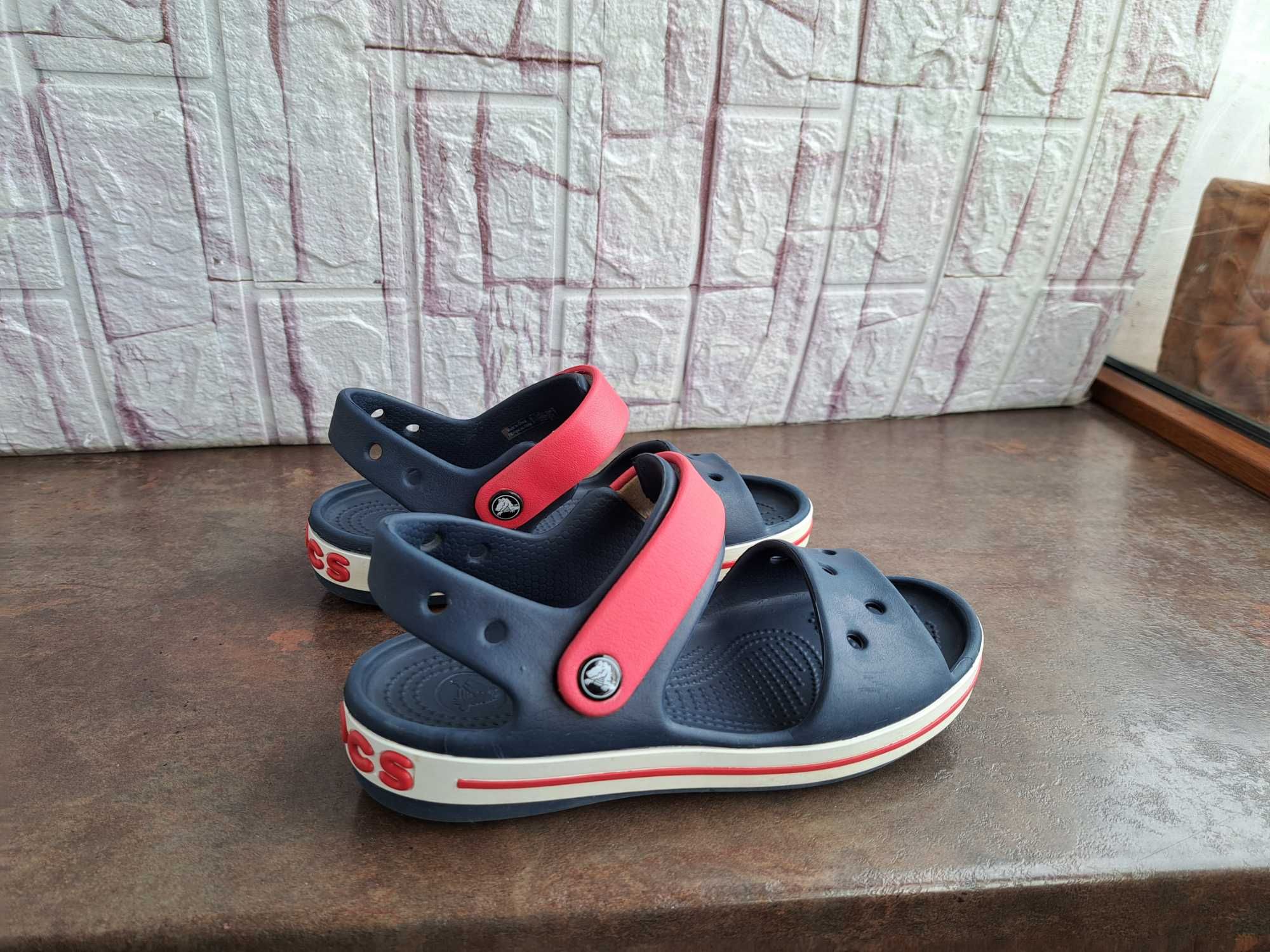 детски сандали,летни отворени обувки,гумени сандали,Crocs,момче 31/32