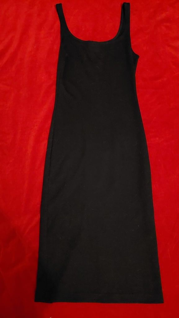 Rochiță neagră Zara Trafaluc, mărimea XS, bun și pentru S