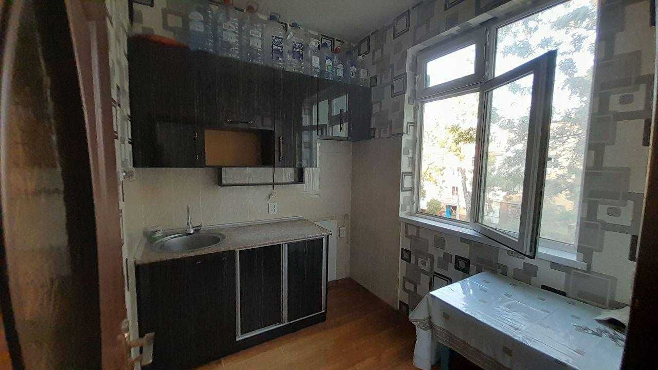 СРОЧНО !! Продается квартира в Яшнабаде 2/3/4 ( 47 кв\м ) Авиасозлар 4