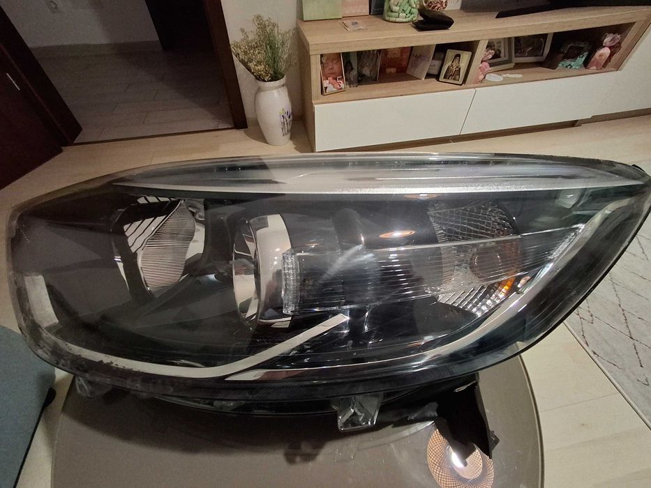 Far stanga original Renaut Captur II 2019