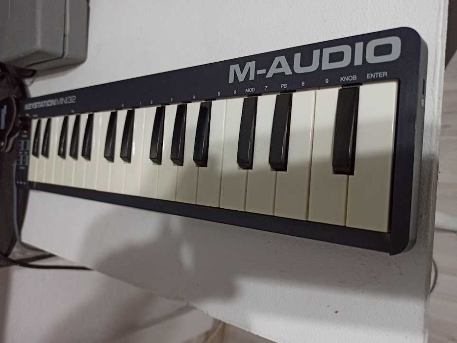 Продавам MIDI Клавиатура M-Audio Keystation Mini 32