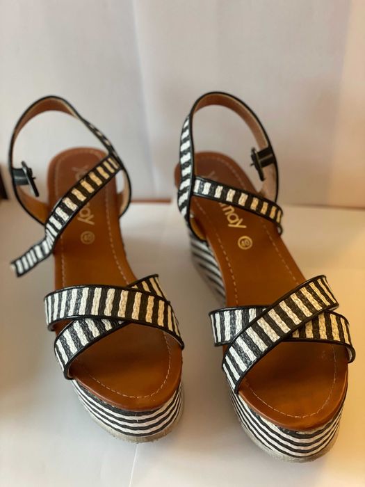 Sandale Yamamay cu platforma, usoare, marime 40