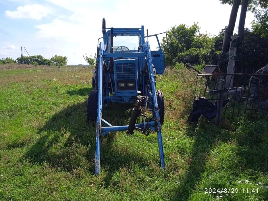 Продам трактор и пресс