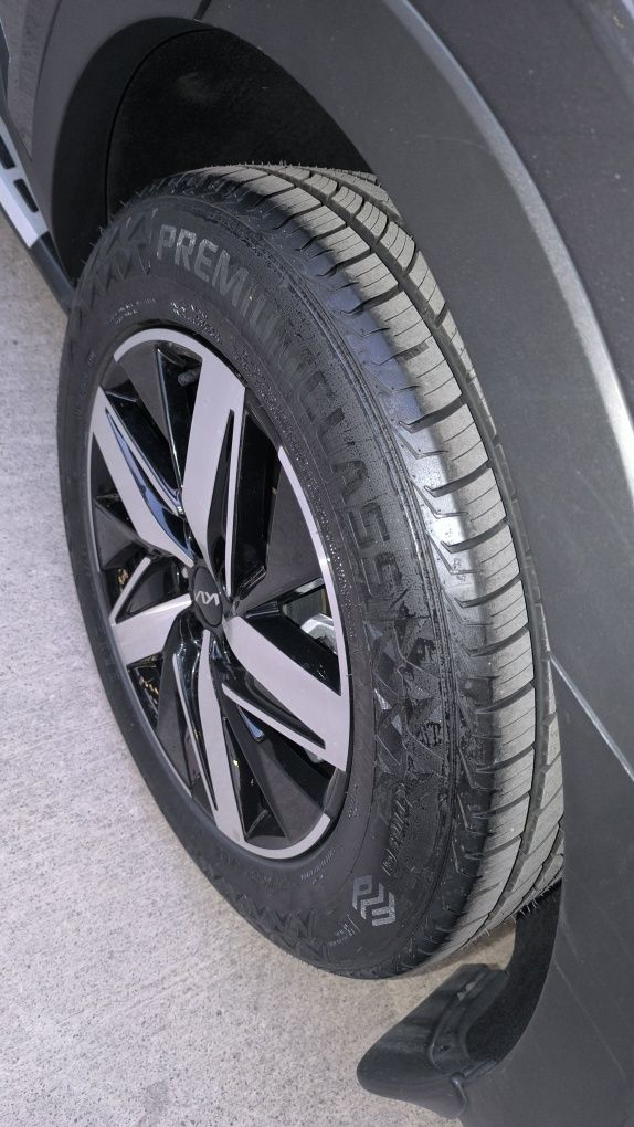 KIA.Sarento.2023.yil full 2.5 Mator