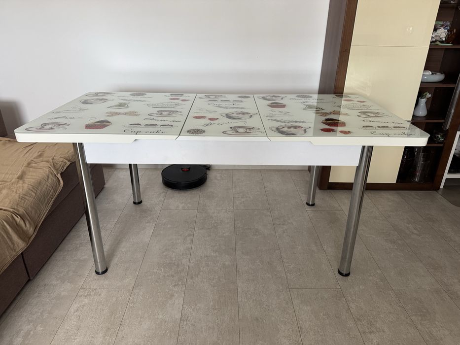 Masa extensibila pt bucatarie sau living