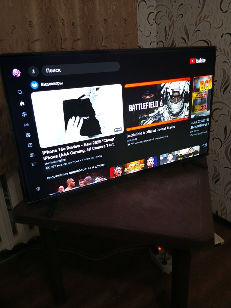 Samsung 45' Smart HDR 10. Безрамочный. ideal.