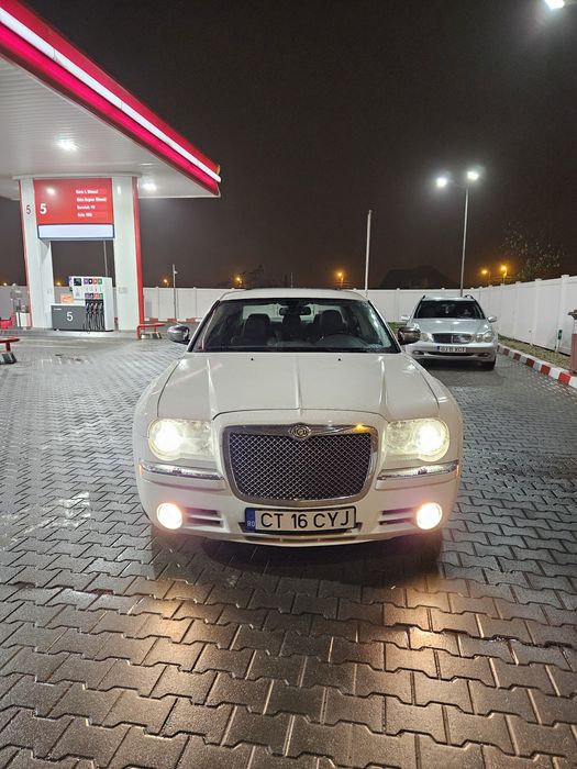 Vand sau schimb variante chrysler 300 C