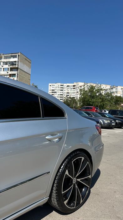 Джанти с гуми 235/35 ZR19 (RS7)