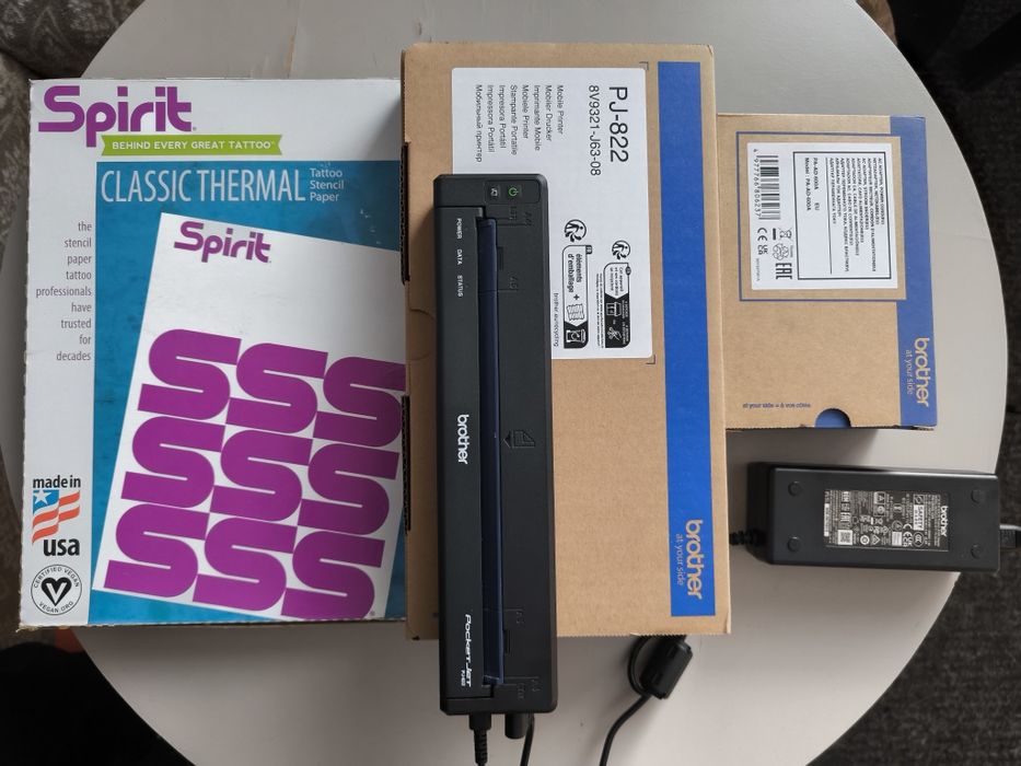 Vând imprimanta termica Brother PJ-822 cu adaptor brother original