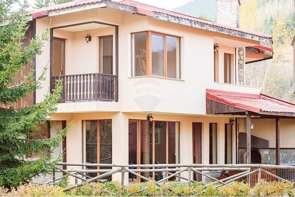 Продава се Къща в к.к. Пампорово - 247 кв.м за 304 €/кв.м - Снимка #14