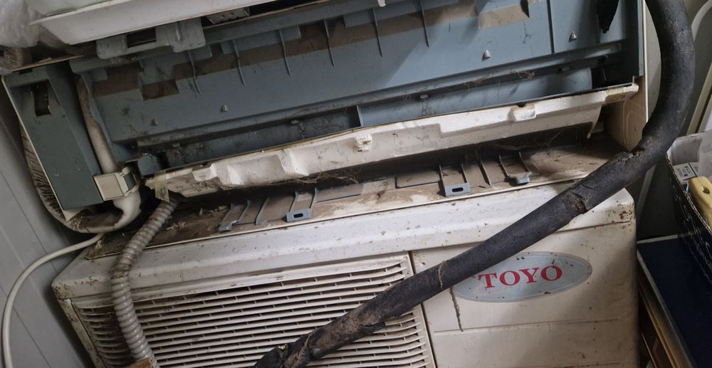 Vand aer conditionat toyo 1200