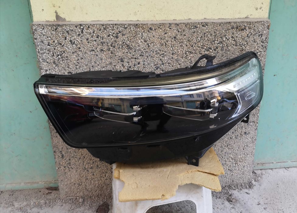 Оригинален фар Форд  Ford Explorer Full Led