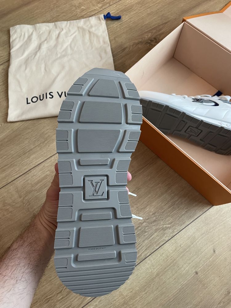 Louis Vuitton Trainers - 100% ORIGINALI - Marimea 8/42