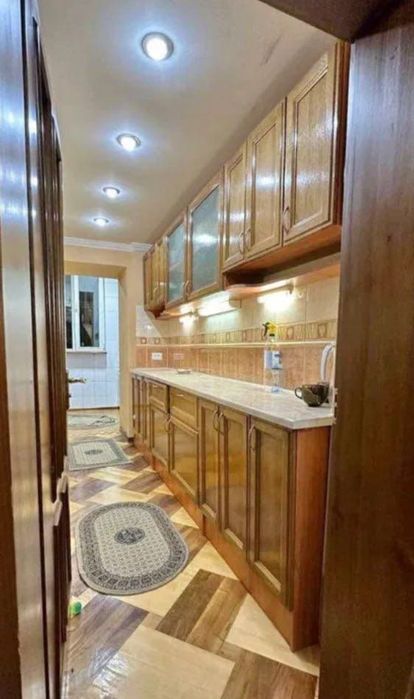 Продается 3 комнатная квартира ремонт ул.Шота Руставели