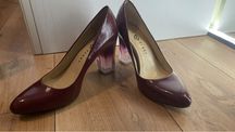 Cadou Craciun: Pantofi-toc transparent Katy Perry. rosu, toc 9cm